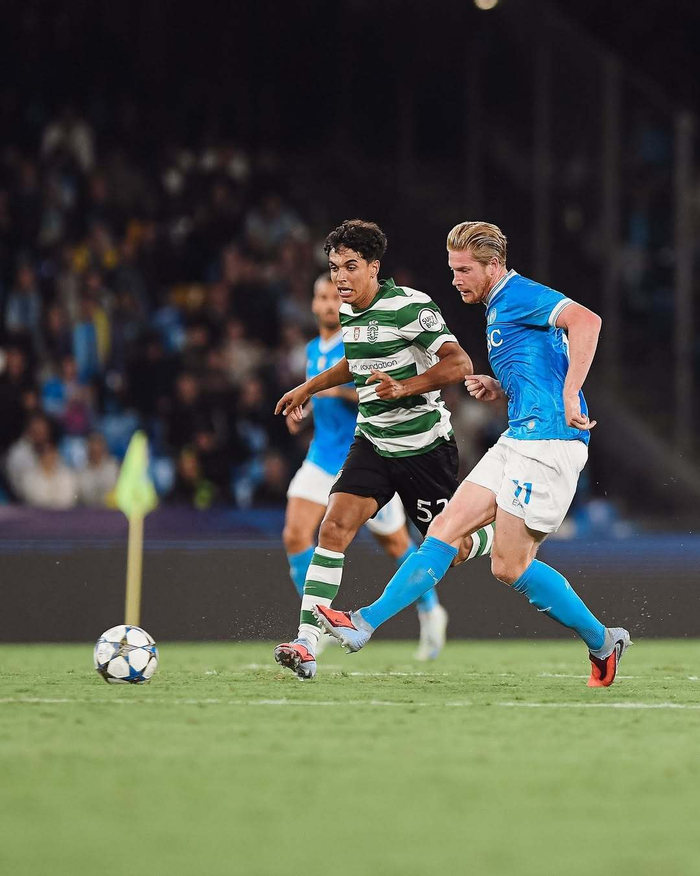 九游体育娱乐 德布劳内在切尔西比赛中问鼎冠军，精彩发挥引发热议！